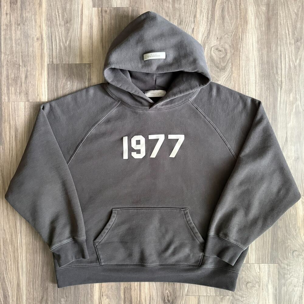 Fear Of God Essentials Hoodie Men's Size XL 1977 Iron Pullover Logo Pockets